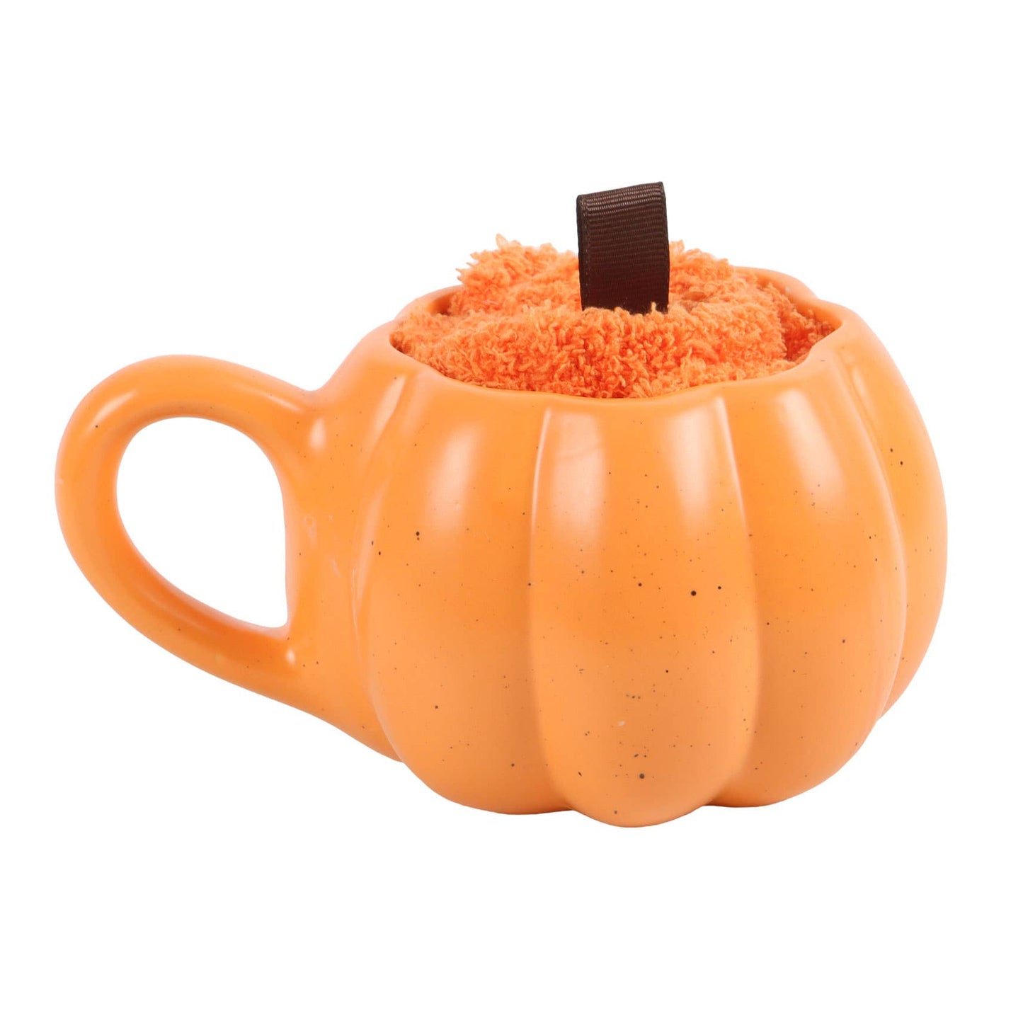 Set met mok en sokken in de vorm van een pompoen voor herfst en herfst